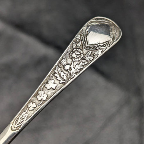 Around 1905 British antique silver plate jam spoon pair in case